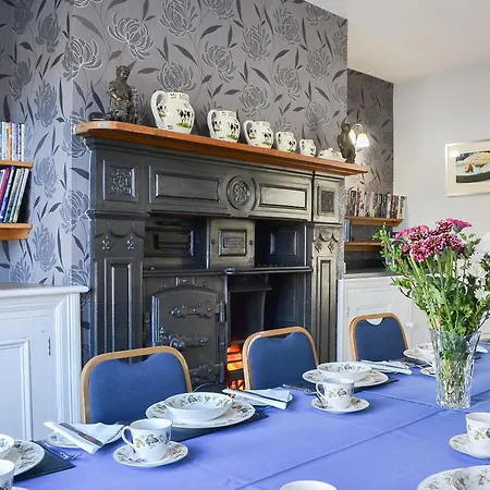 Lyndale House 佩特利布里奇